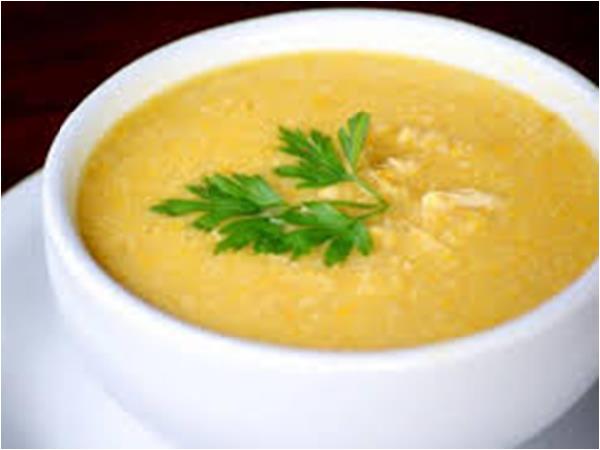 CALDO DE MANDIOQUINHA C/ FRANGO DESFIADO