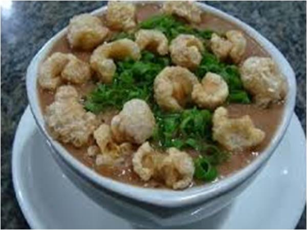 CALDO FEIJÃO COM TORRESMO